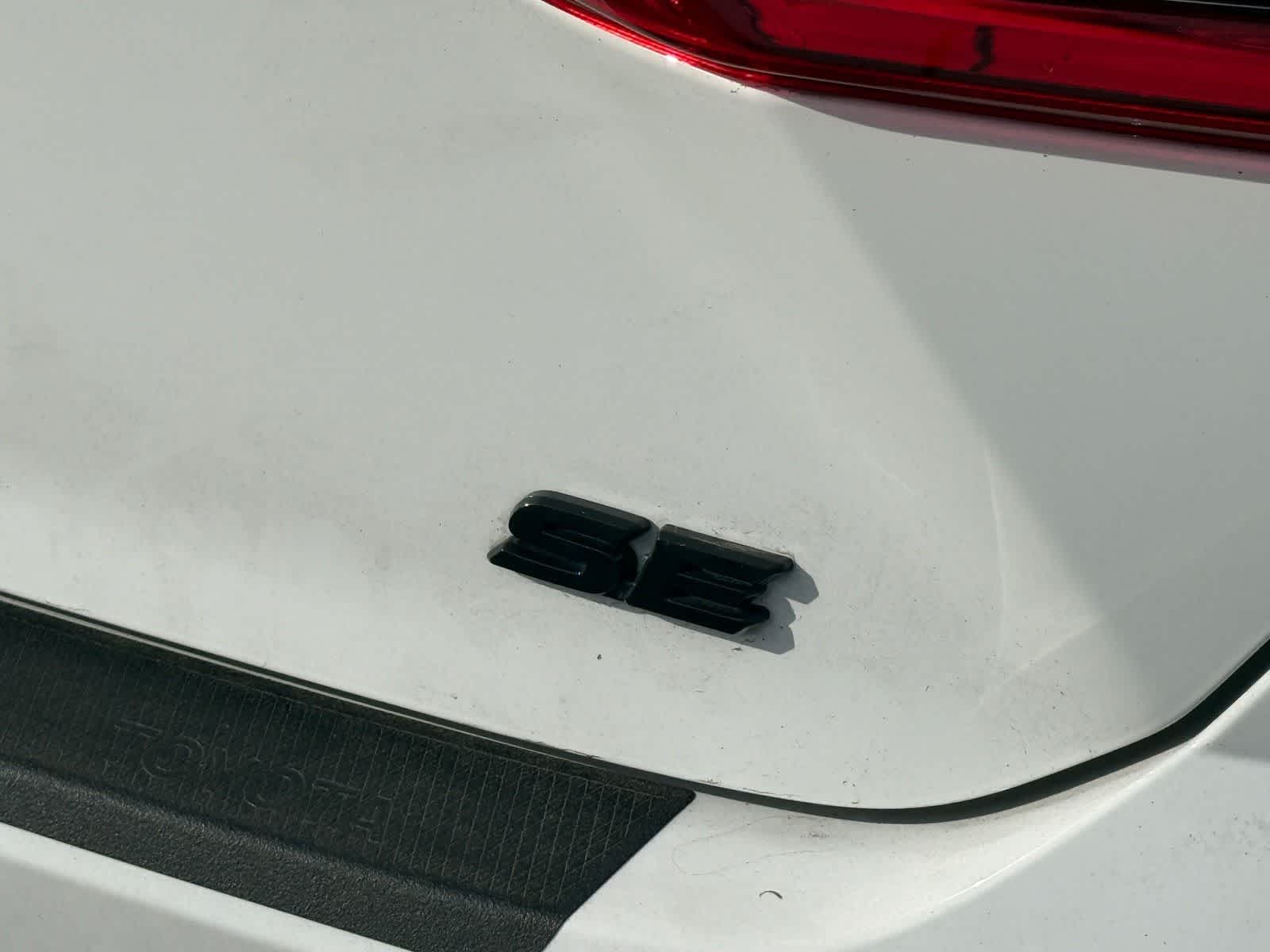 Thumbnail: 2025 Toyota Camry - 9