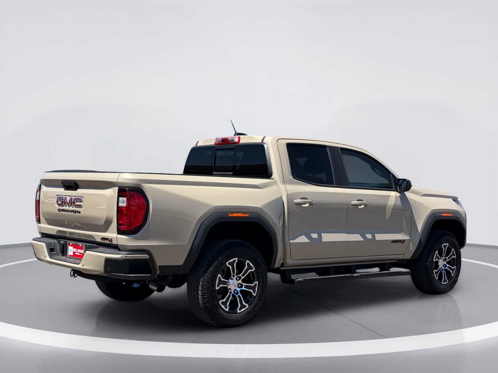 Thumbnail: 2024 GMC Canyon - 6
