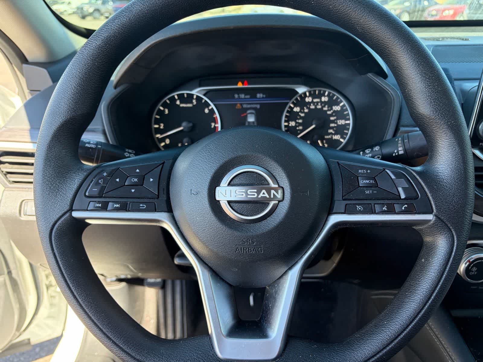 Thumbnail: 2023 Nissan Altima - 10