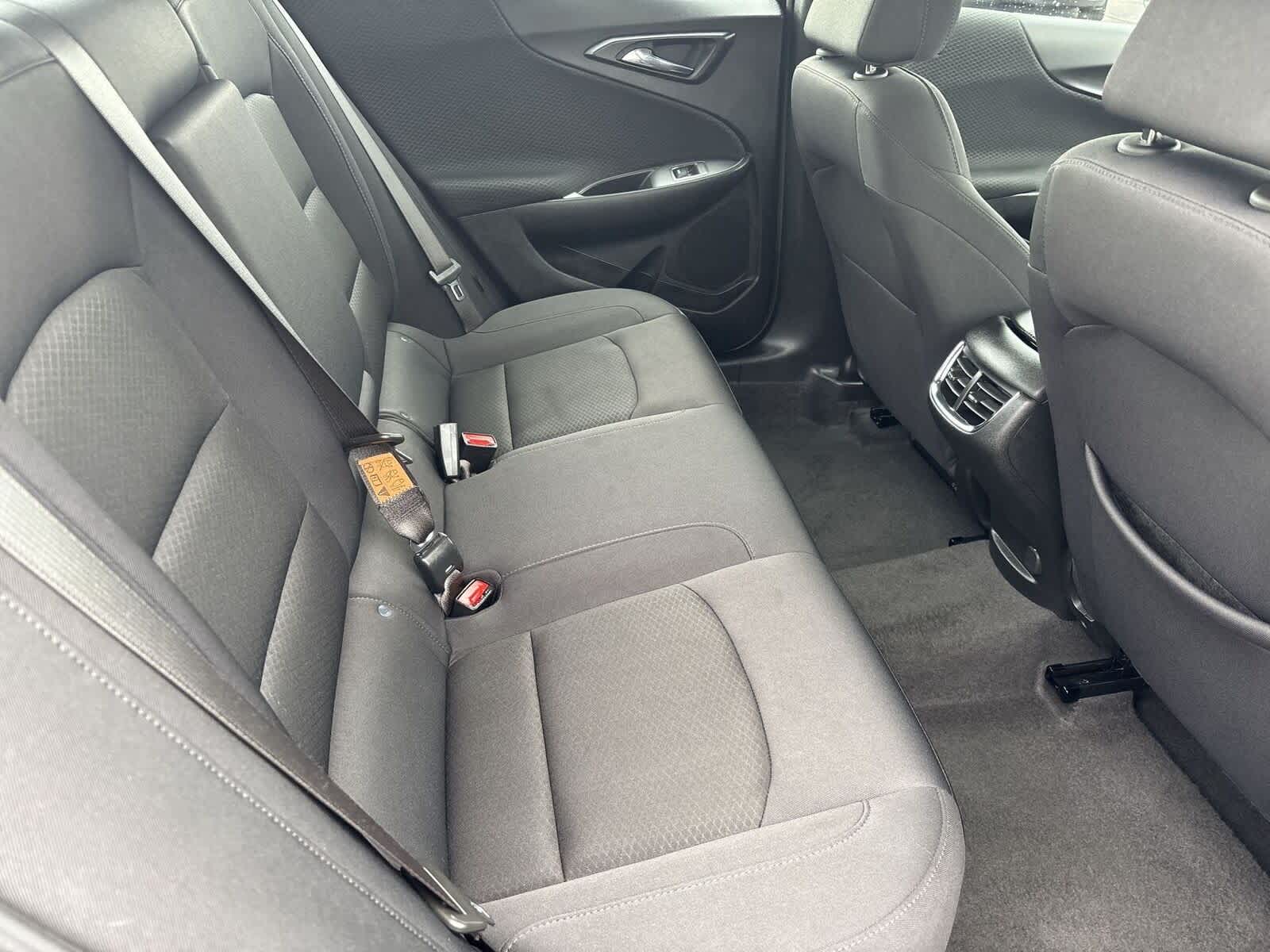 Thumbnail: 2025 Chevrolet Malibu - 18