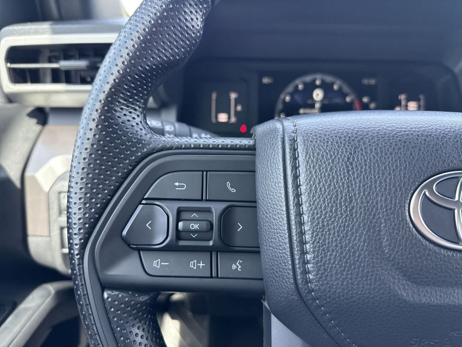 Thumbnail: 2025 Toyota Tacoma - 28