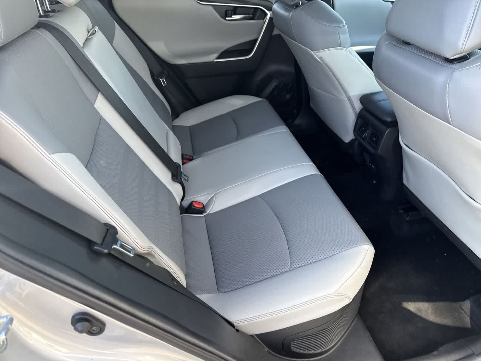 Thumbnail: 2022 Toyota RAV4 - 14