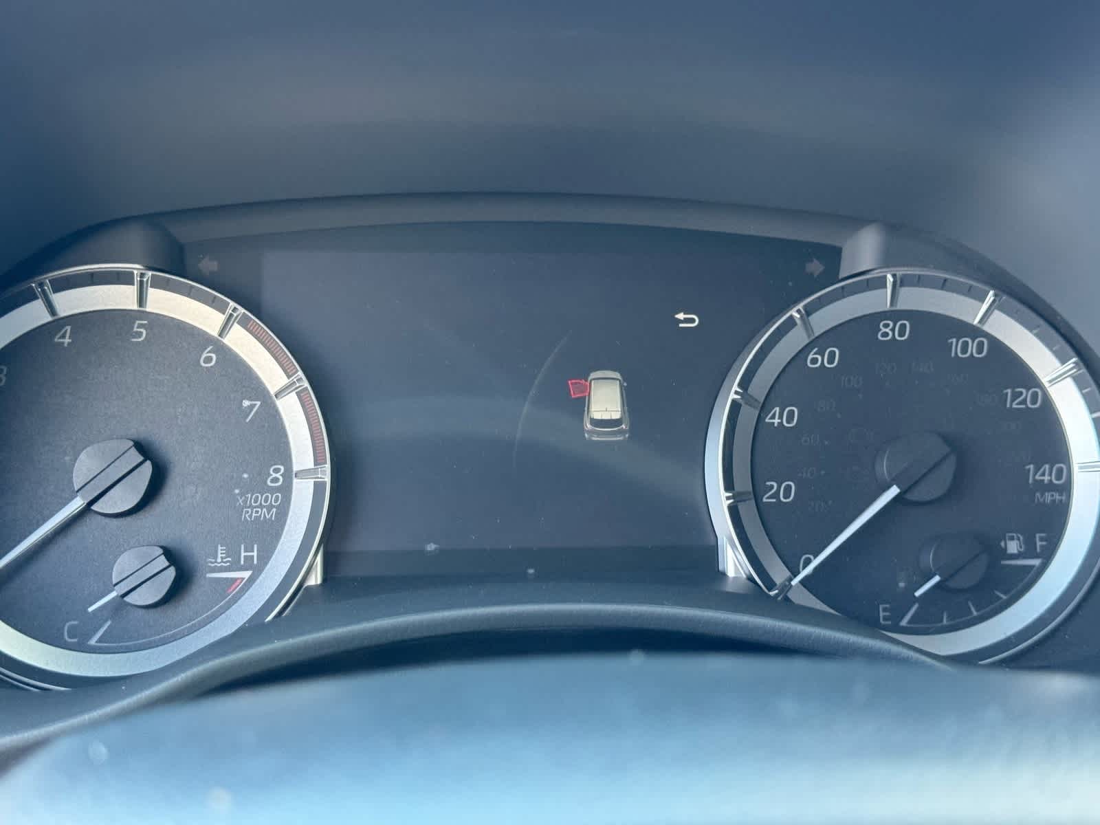 Thumbnail: 2024 Toyota Highlander - 15