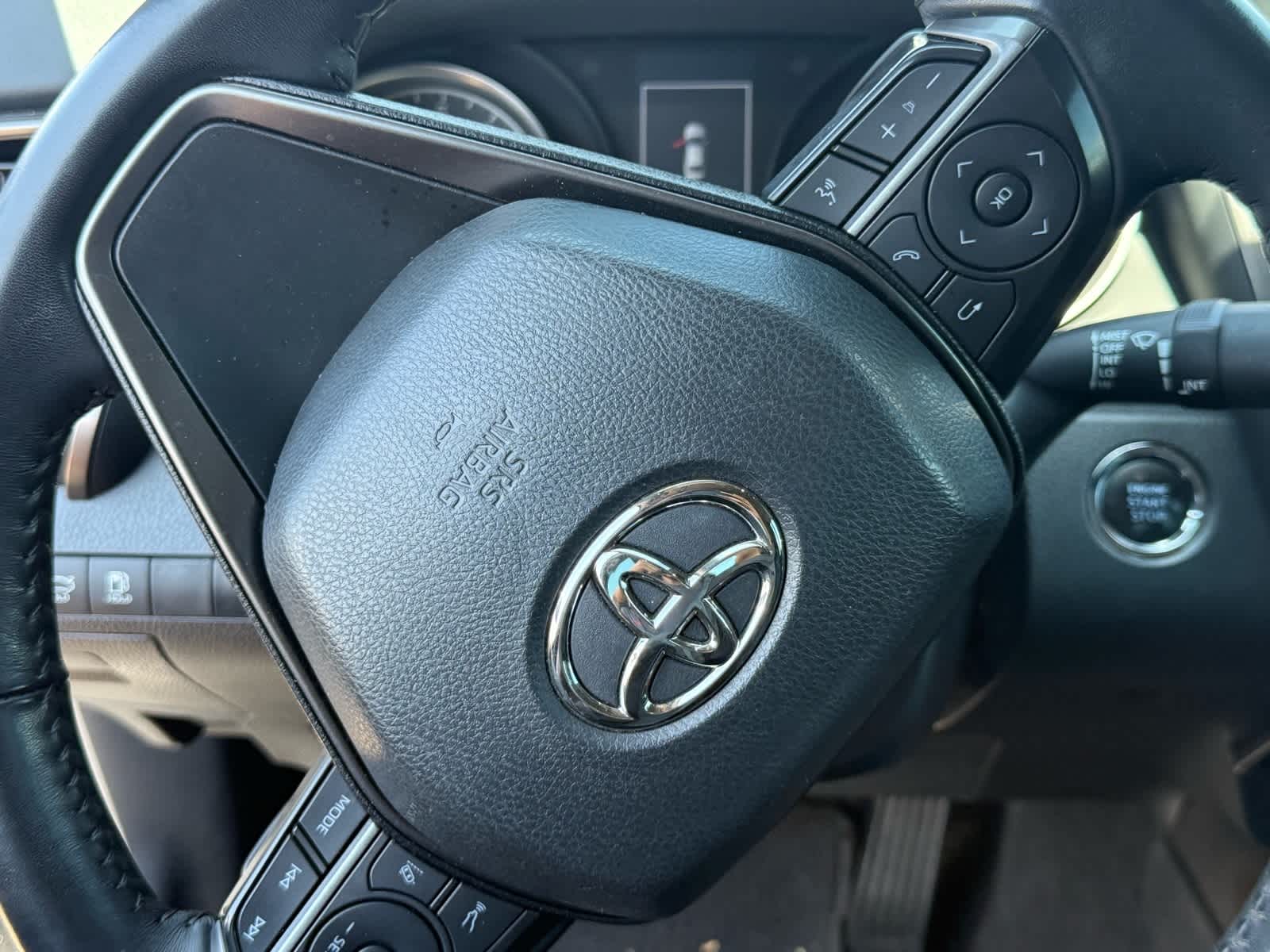 2022 Toyota Camry SE 18