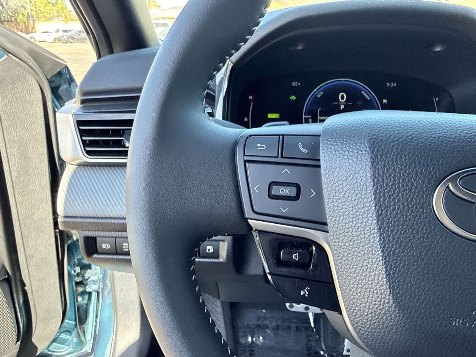 Thumbnail: 2025 Toyota Camry - 28