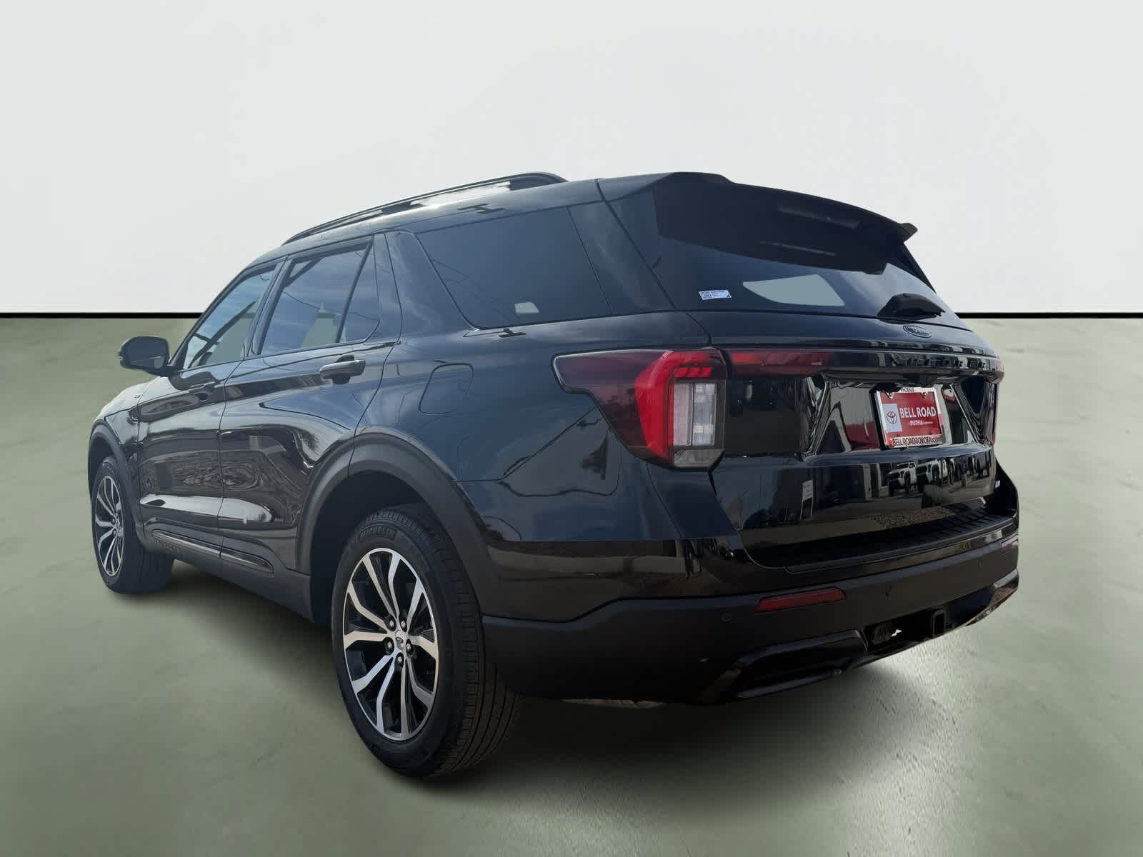 Thumbnail: 2025 Ford Explorer - 3