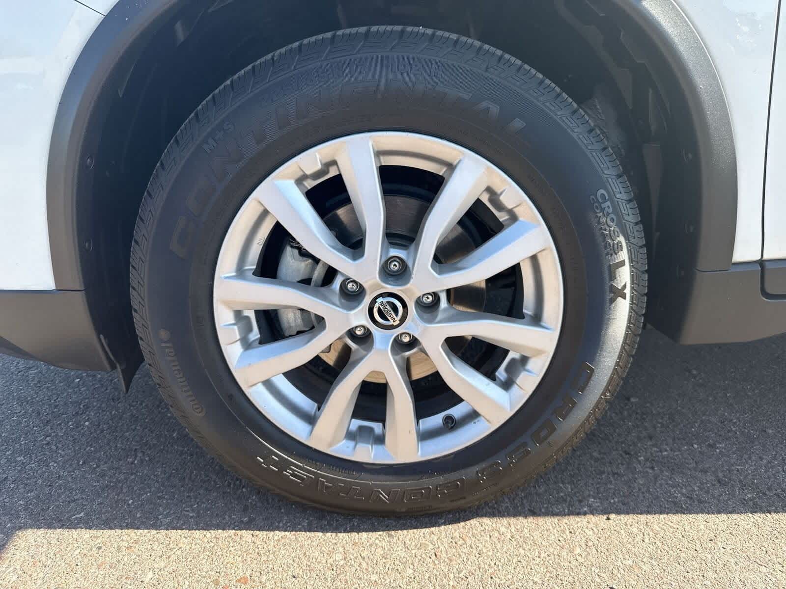 Thumbnail: 2020 Nissan Rogue - 10