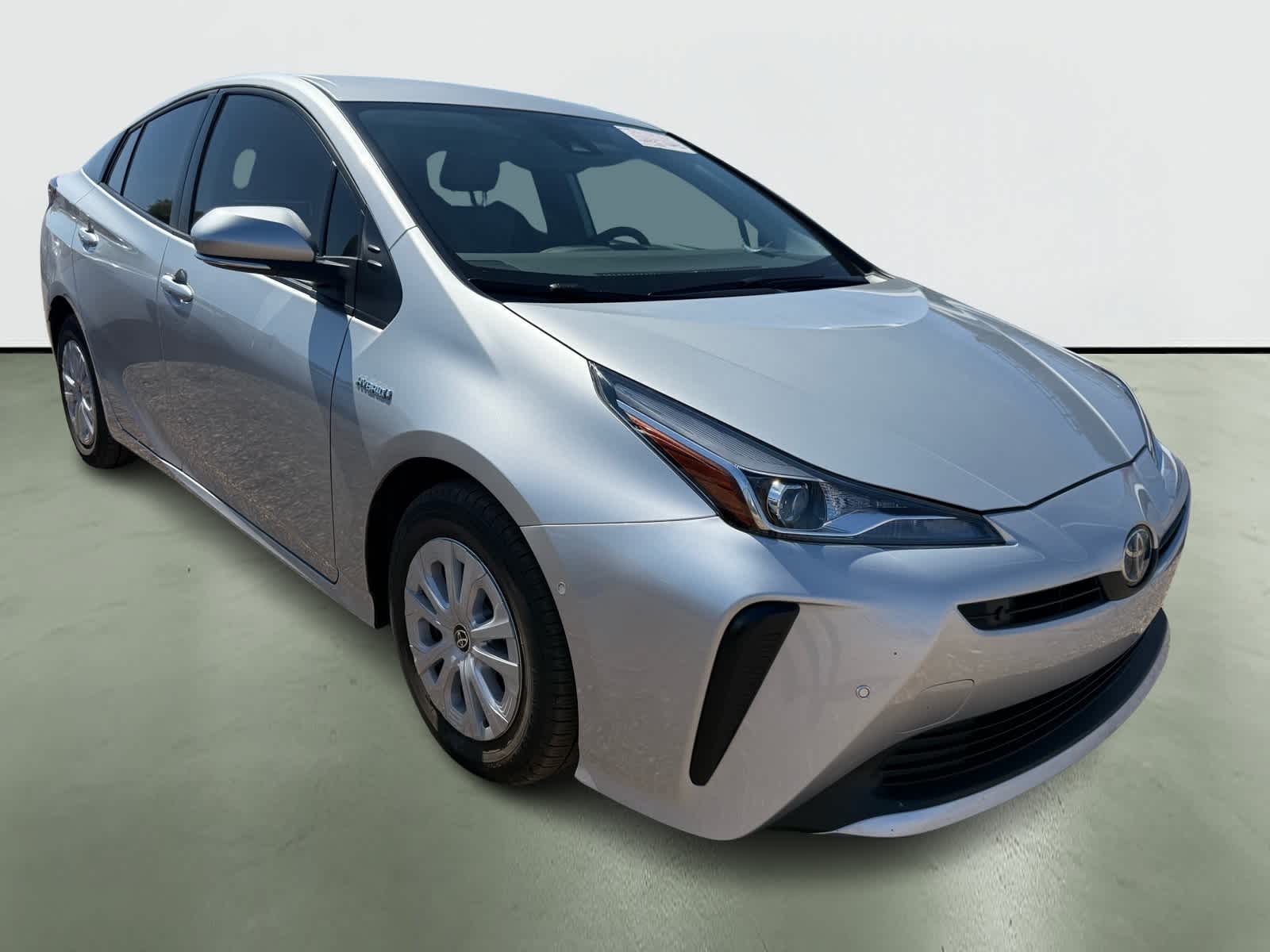 Thumbnail: 2022 Toyota Prius - 5