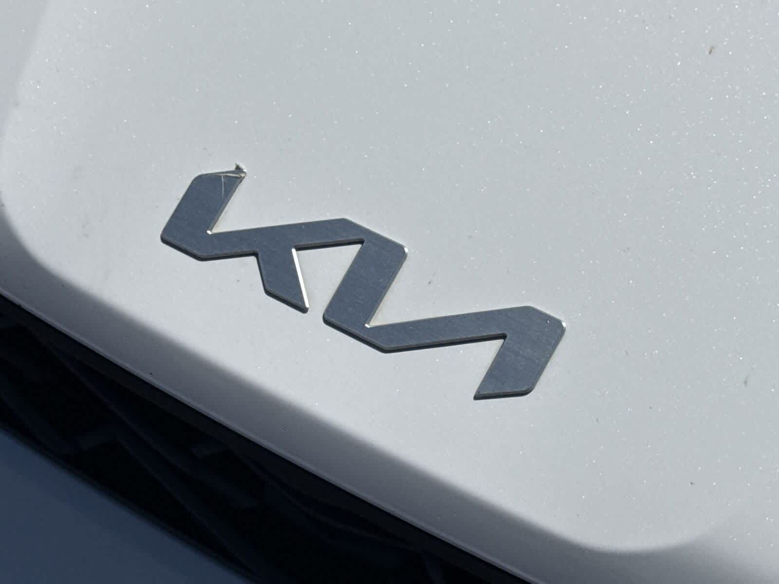 Thumbnail: 2023 Kia K5 - 33