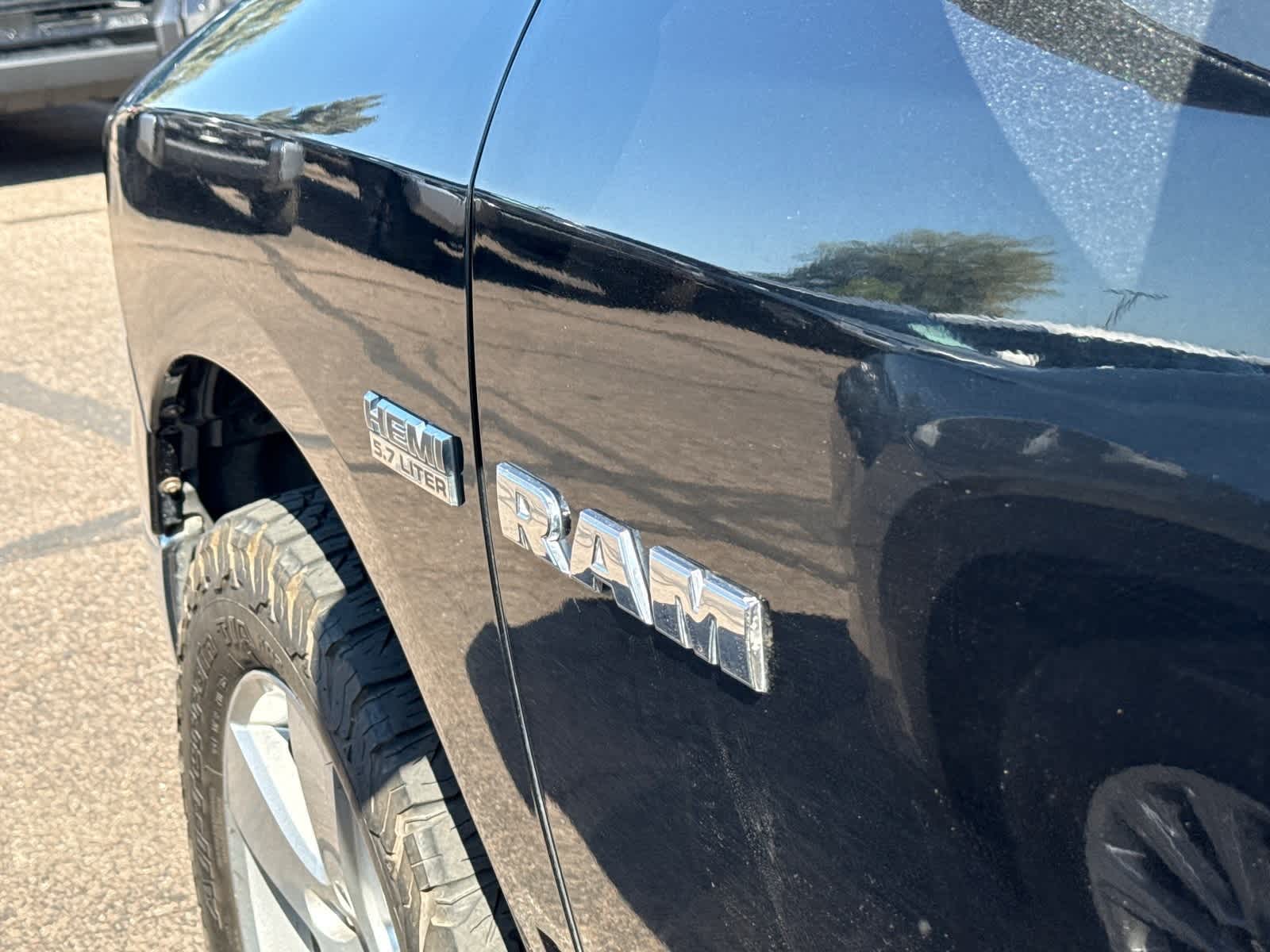 Thumbnail: 2009 Dodge Ram 1500 - 13