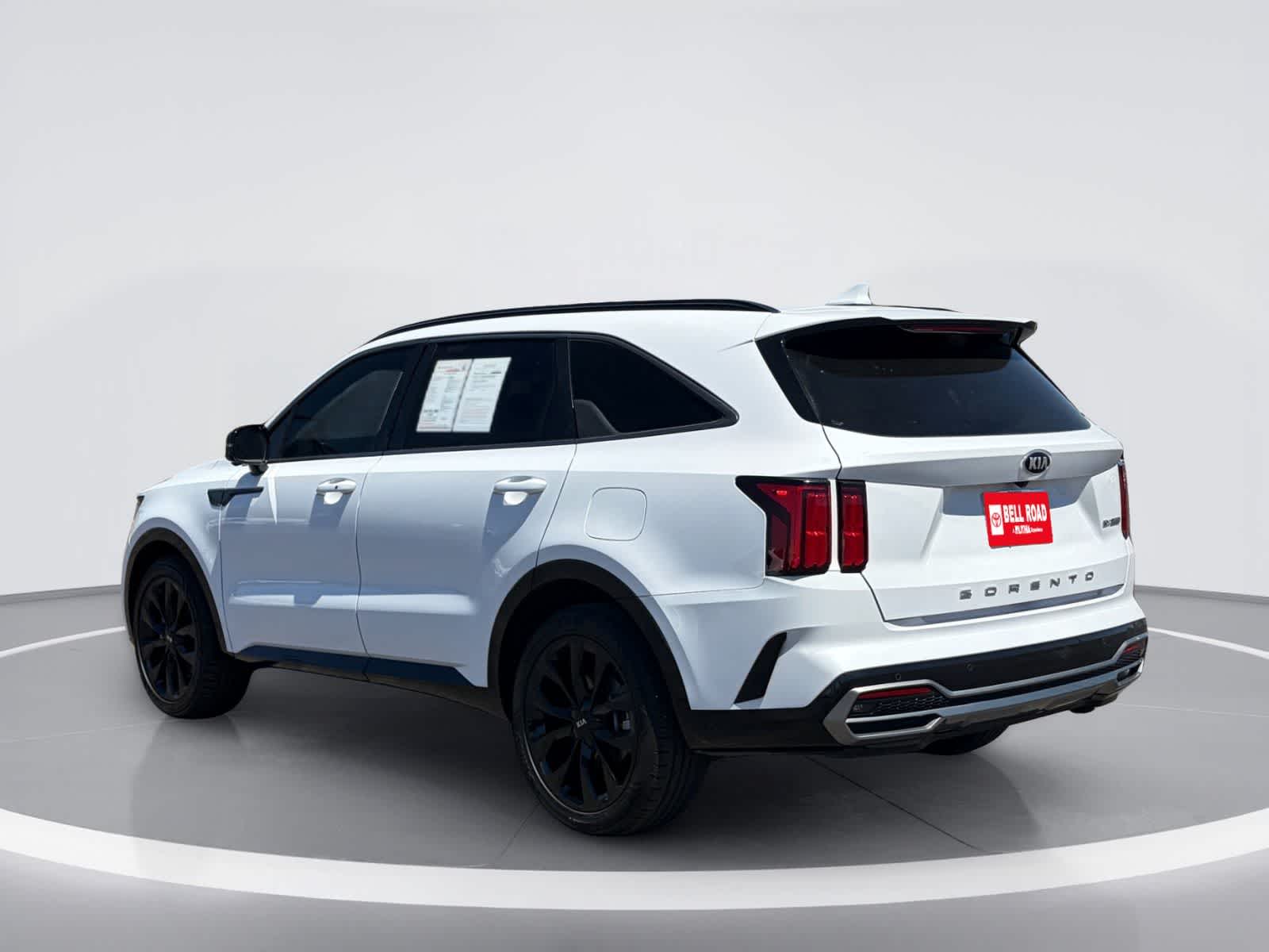 Thumbnail: 2021 Kia Sorento - 3