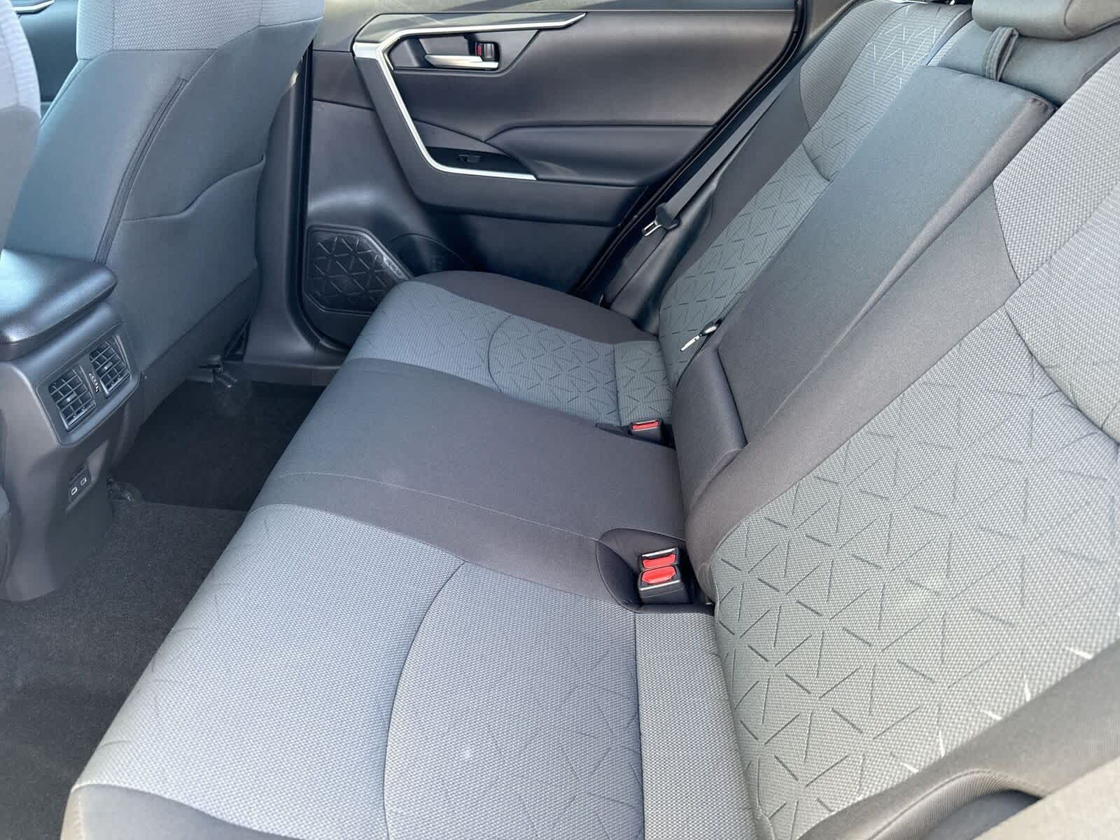 Thumbnail: 2025 Toyota RAV4 - 14