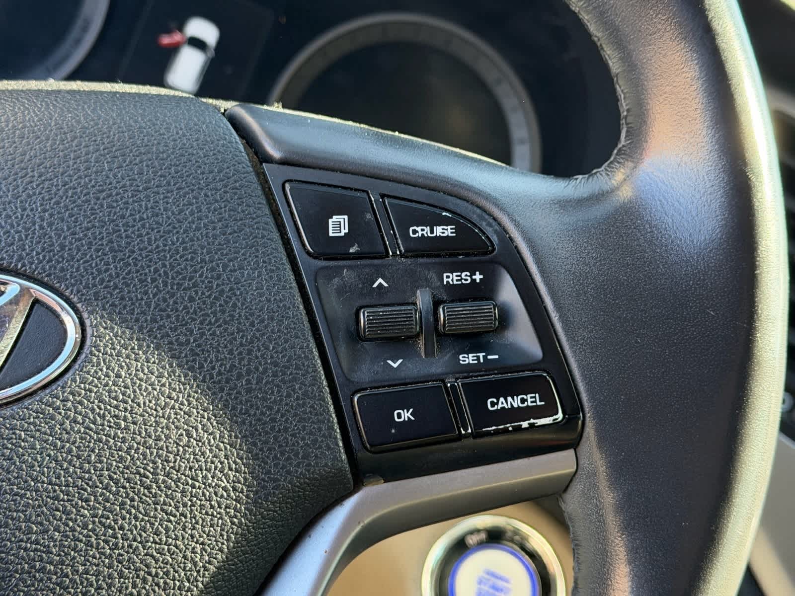 Thumbnail: 2018 Hyundai Tucson - 17