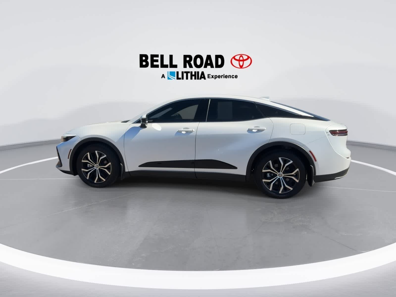 Thumbnail: 2023 Toyota Crown - 5