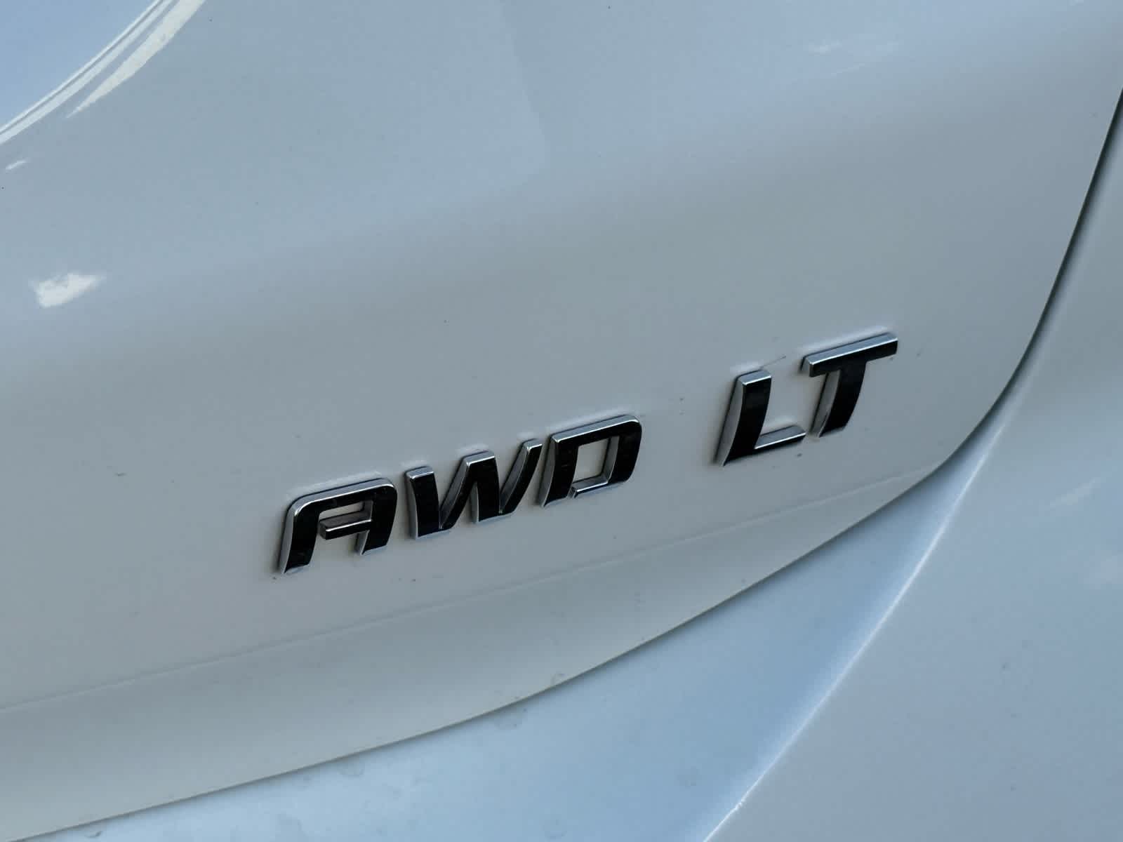 2023 Chevrolet Equinox LT 8