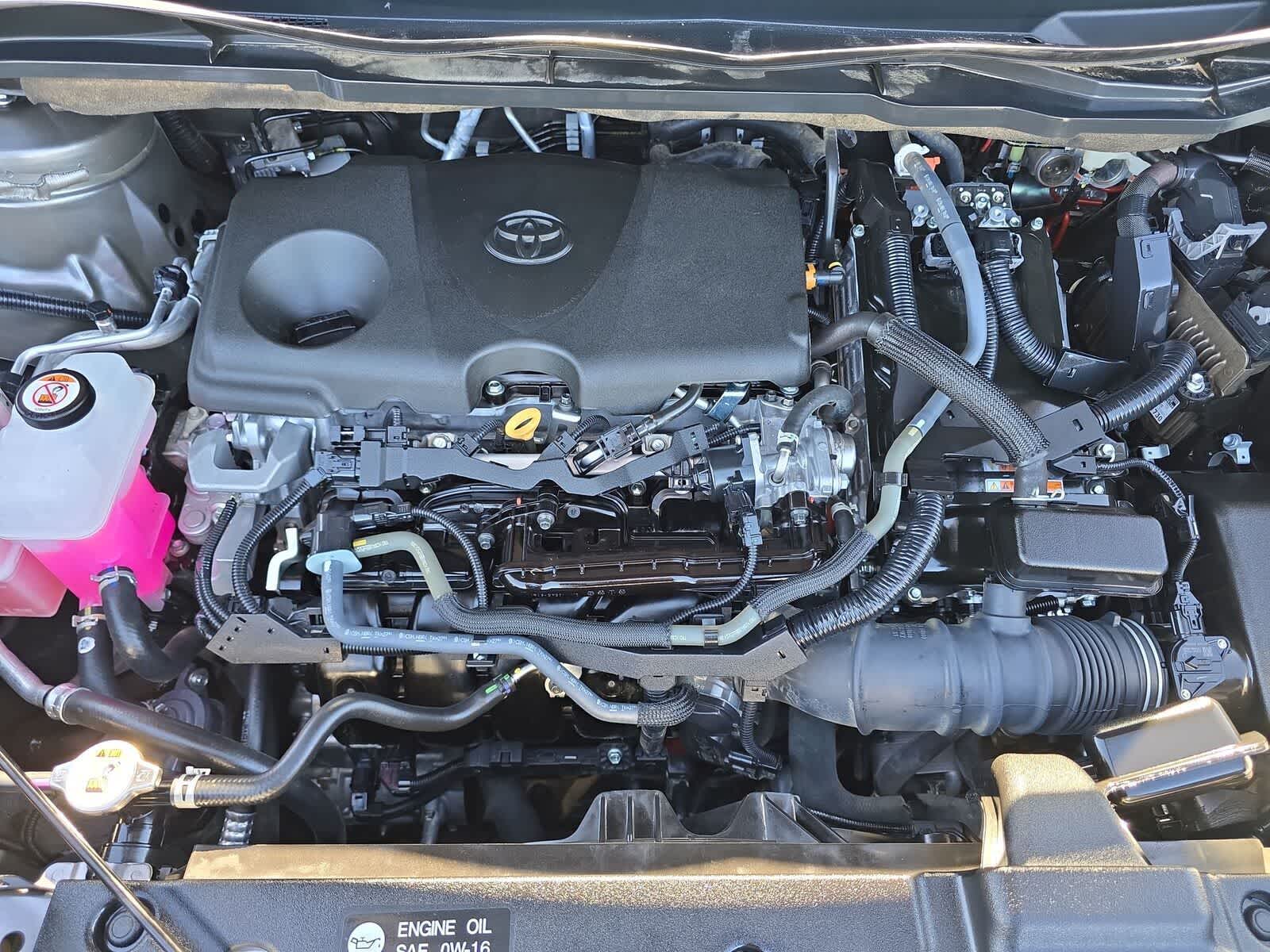 Thumbnail: 2024 Toyota Sienna - 32