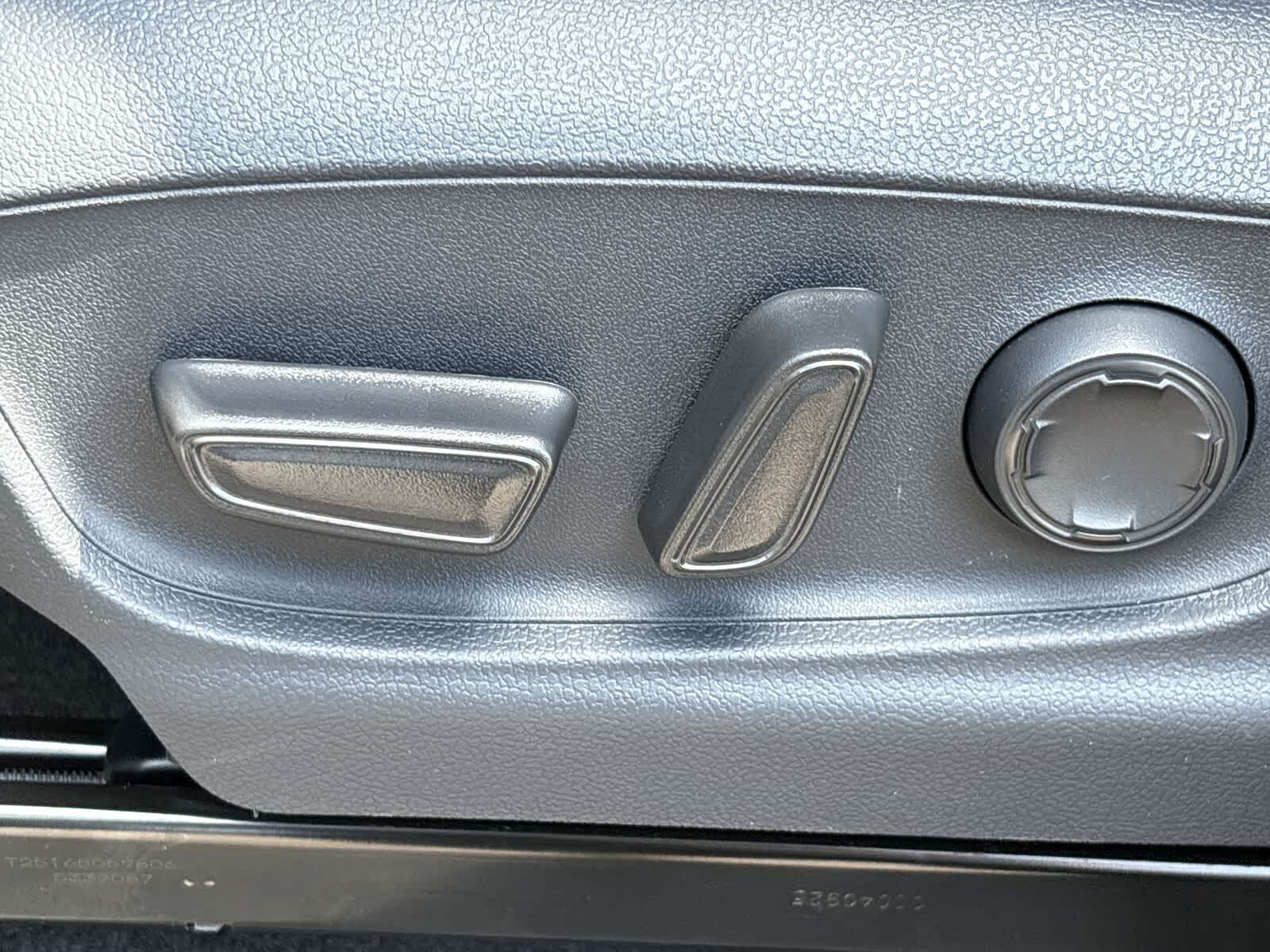 Thumbnail: 2025 Toyota Tacoma - 18