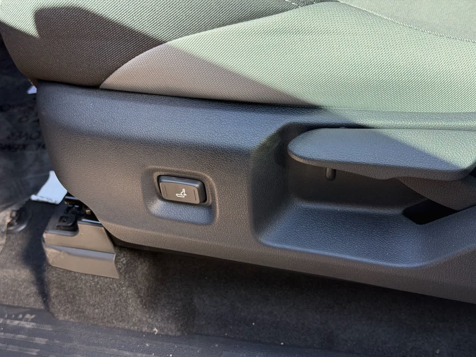 Thumbnail: 2025 Toyota Tacoma - 10