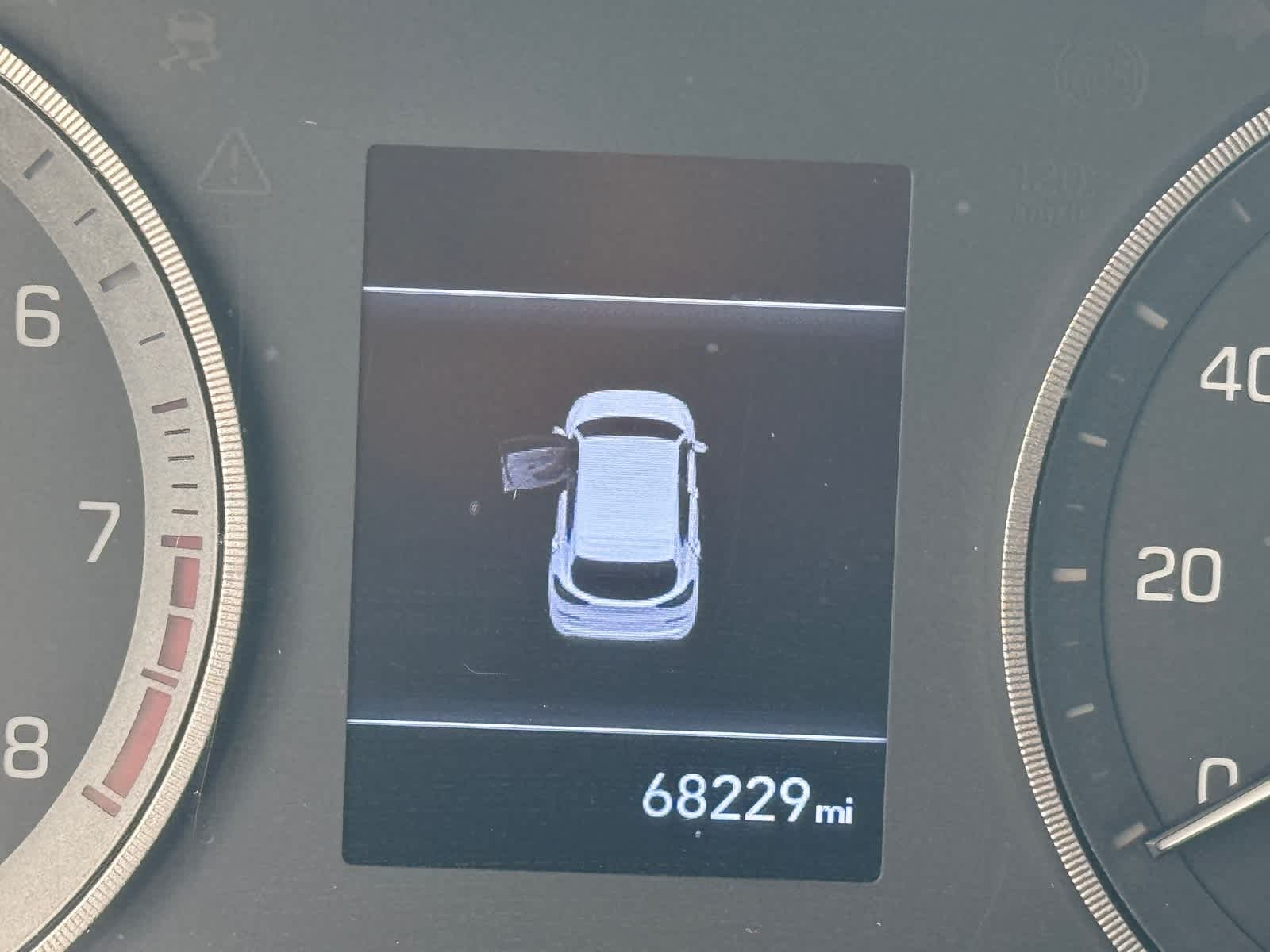 Thumbnail: 2019 Hyundai Tucson - 13