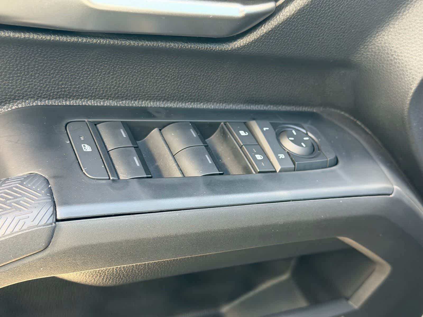 Thumbnail: 2025 Toyota Tacoma - 11