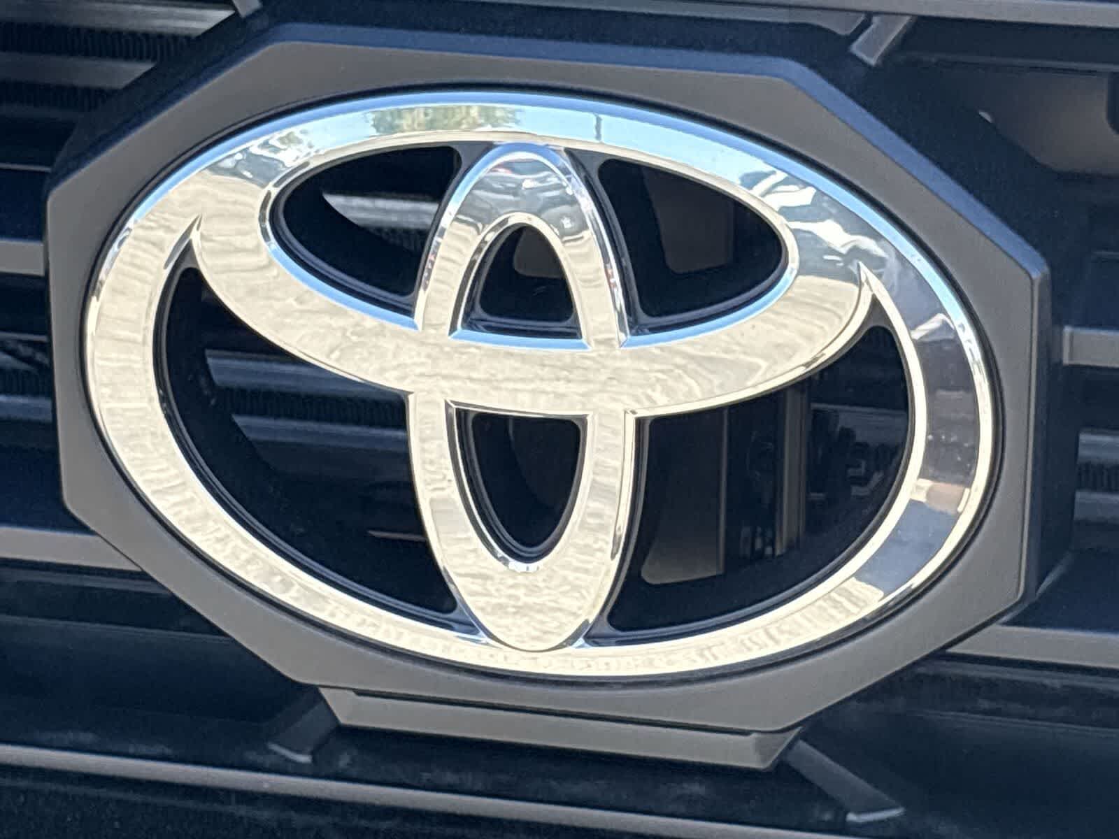 Thumbnail: 2025 Toyota 4Runner - 33