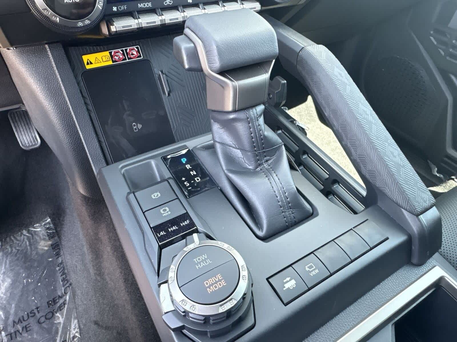 Thumbnail: 2025 Toyota Tacoma - 25