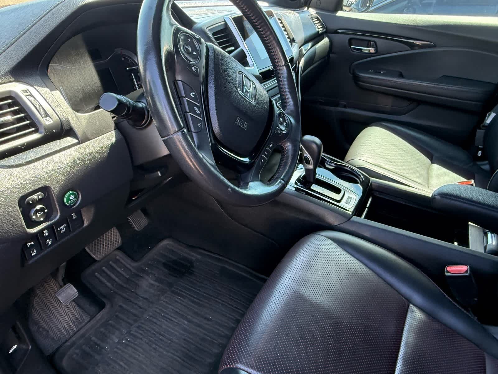 Thumbnail: 2019 Honda Ridgeline - 13