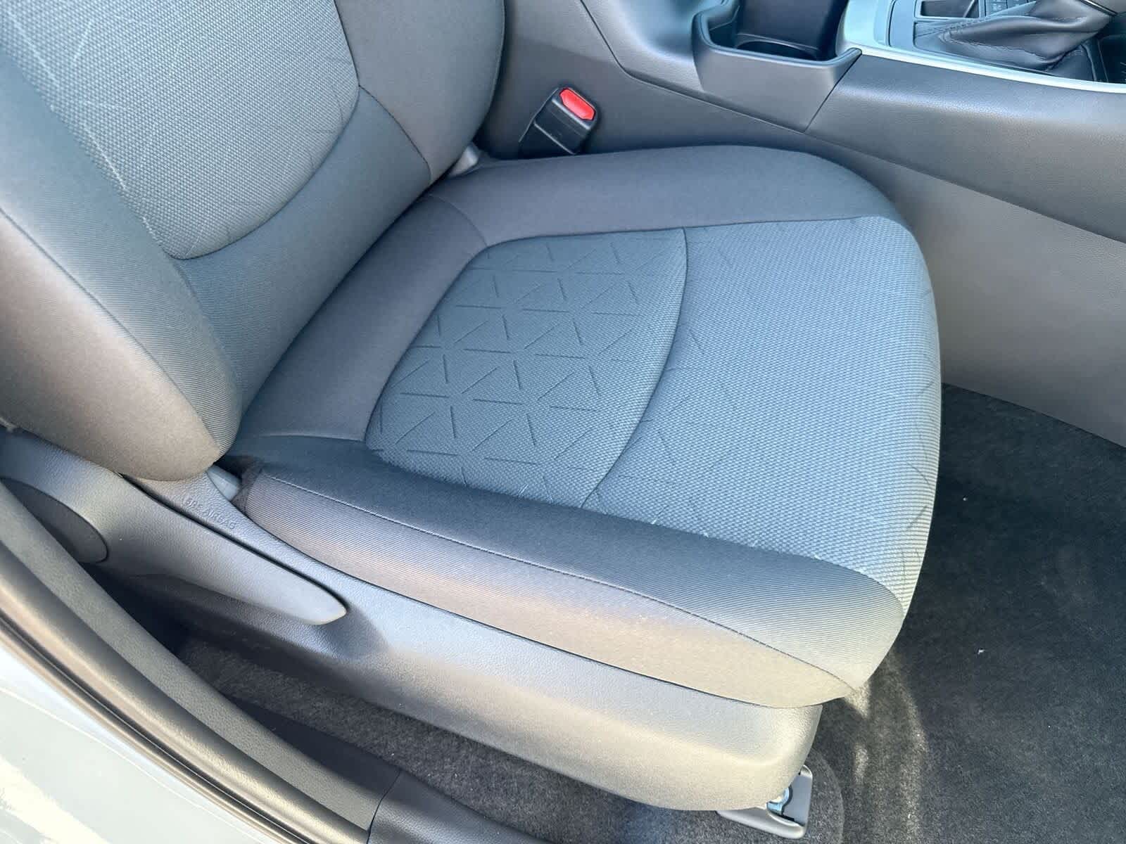 Thumbnail: 2025 Toyota RAV4 - 12