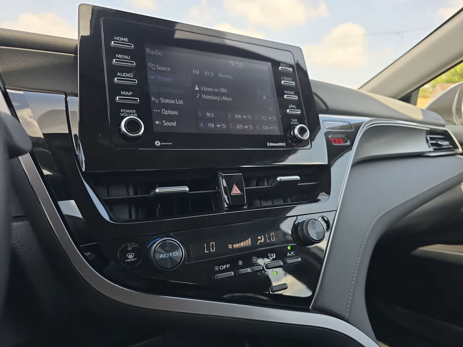 Thumbnail: 2024 Toyota Camry - 19