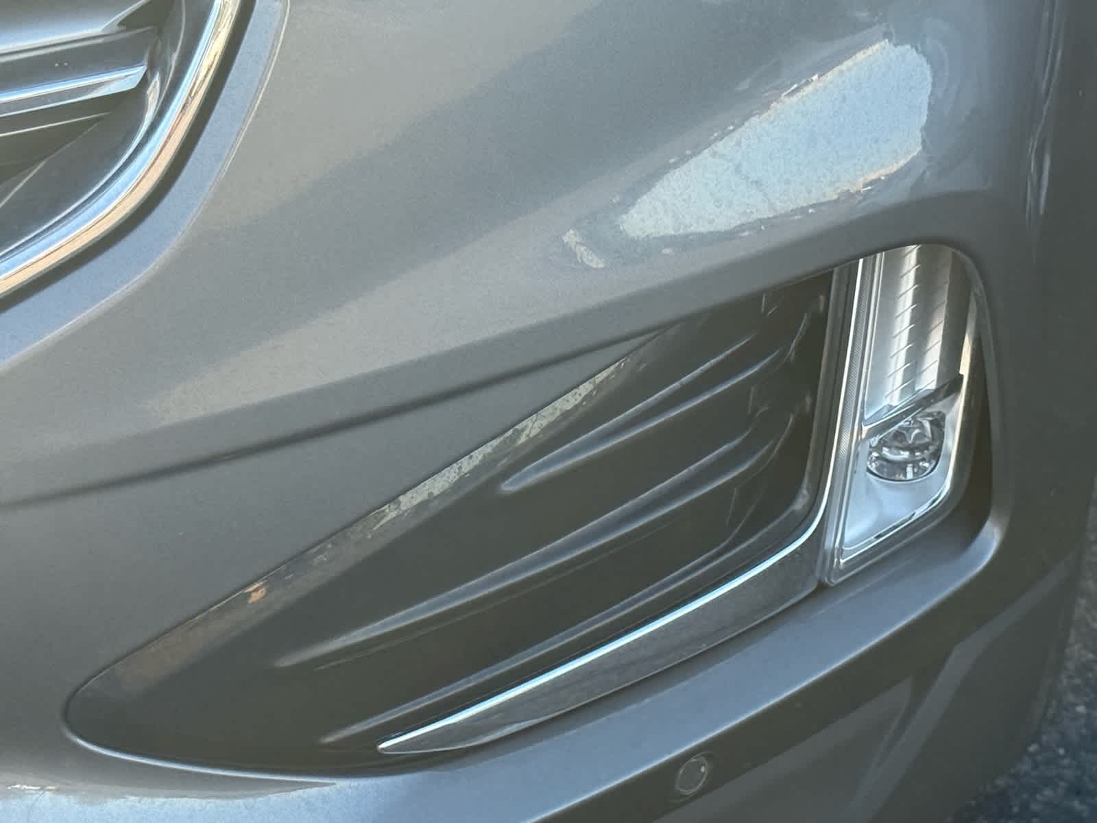 2022 Ford Edge Titanium 16