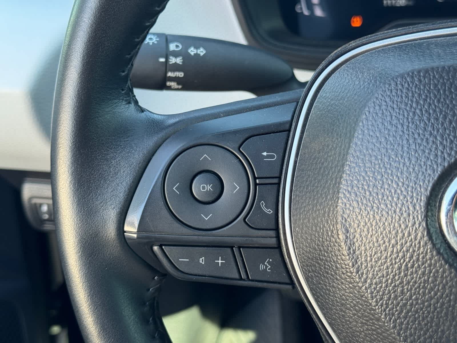 Thumbnail: 2025 Toyota Corolla - 18