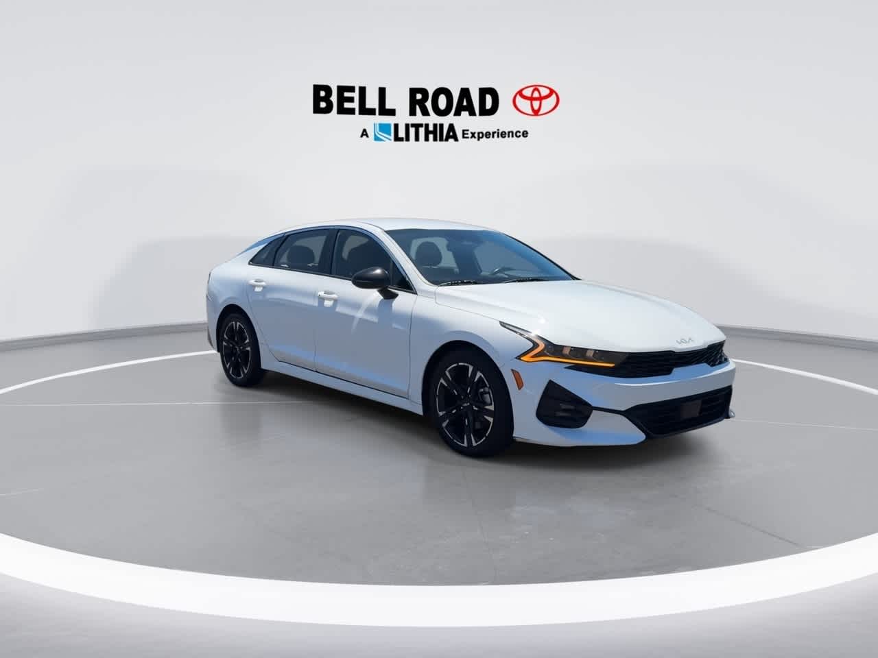 Thumbnail: 2023 Kia K5 - 2