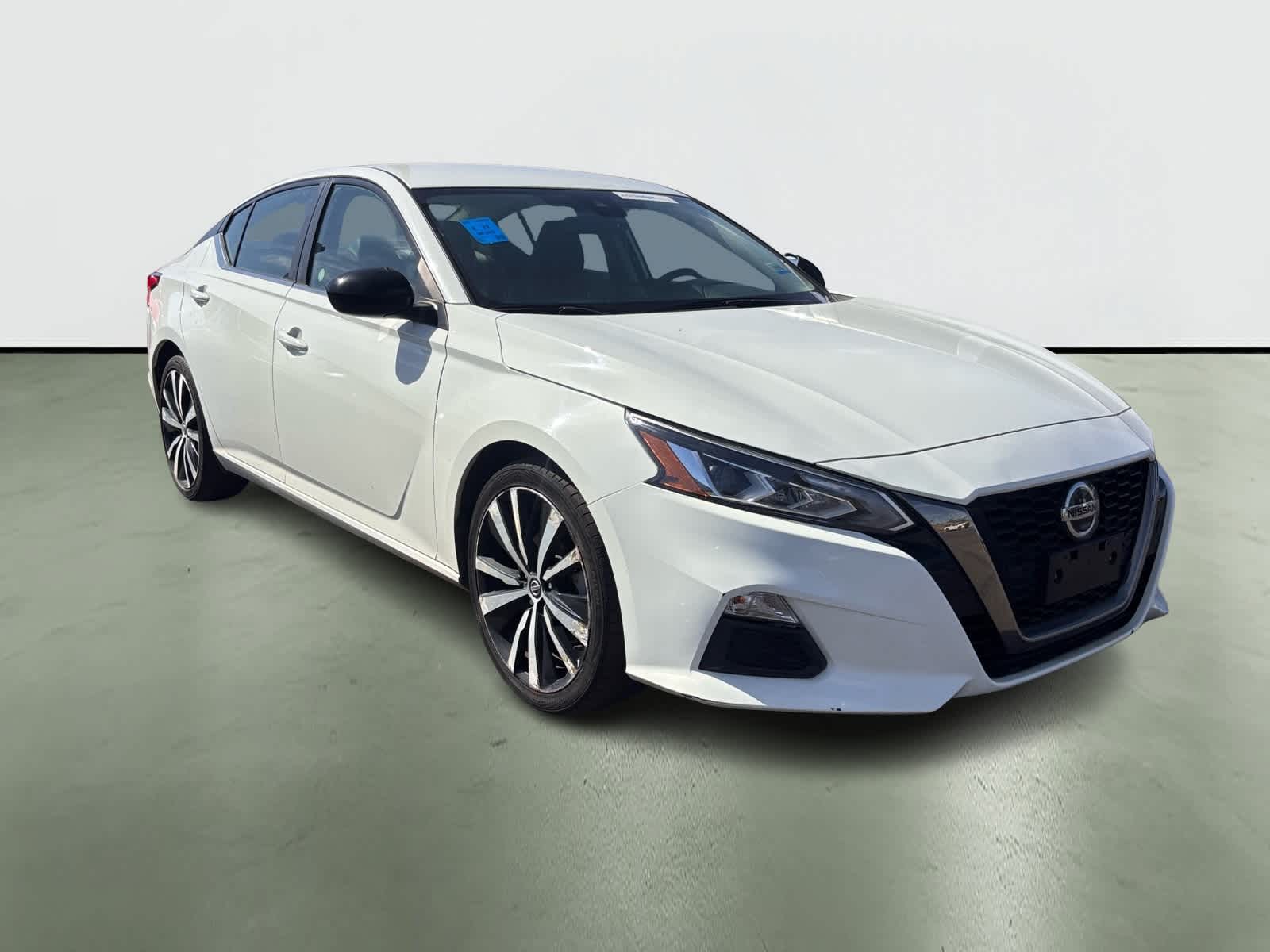 2021 Nissan Altima SR 5