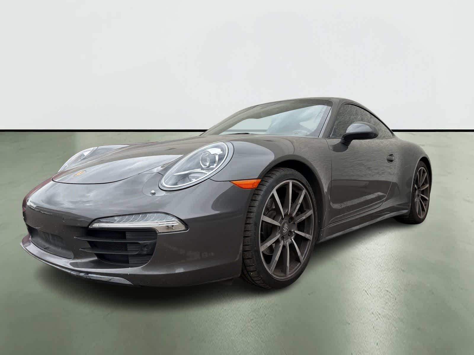 Thumbnail: 2016 Porsche 911 - 2