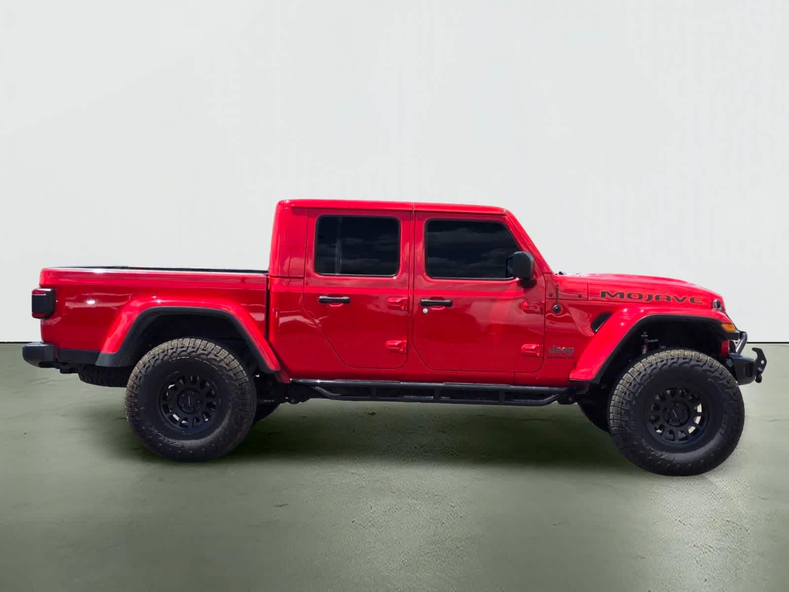 Thumbnail: 2021 Jeep Gladiator - 7