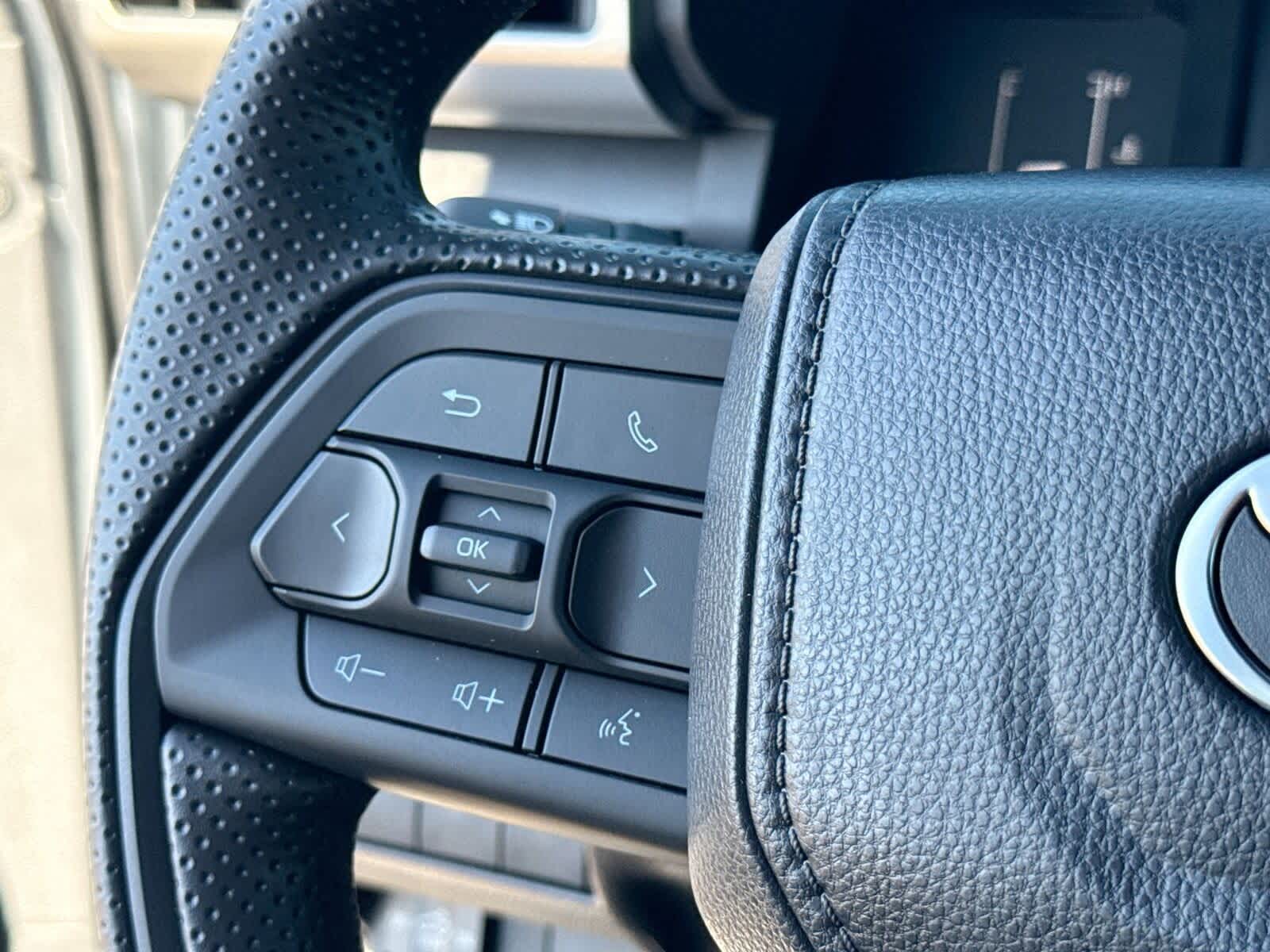 Thumbnail: 2025 Toyota Tacoma - 27