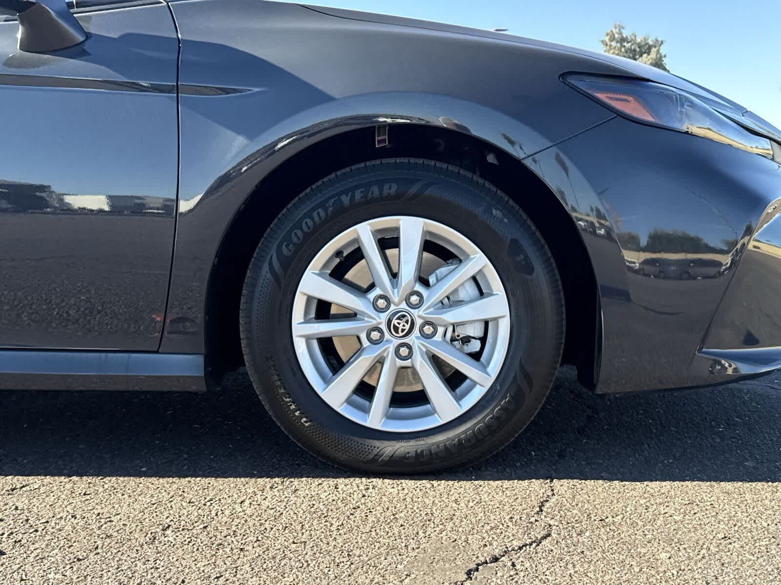 Thumbnail: 2025 Toyota Camry - 10