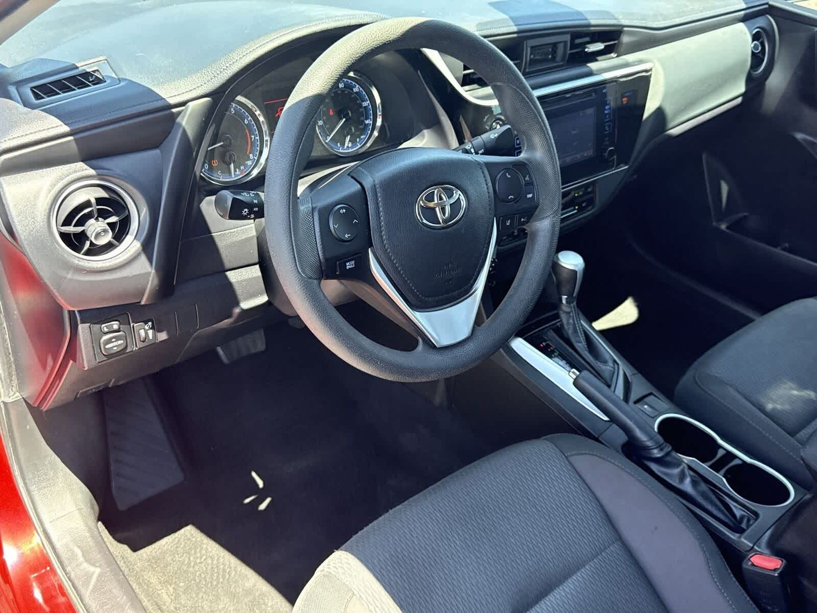 Thumbnail: 2019 Toyota Corolla - 16