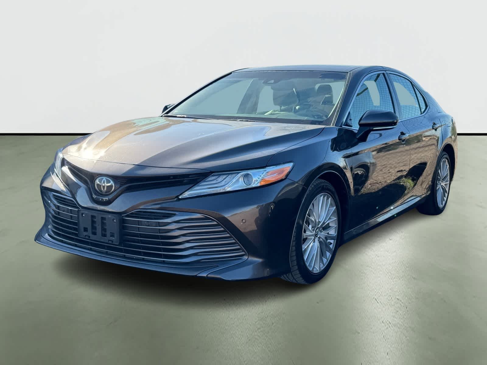 Thumbnail: 2018 Toyota Camry - 2