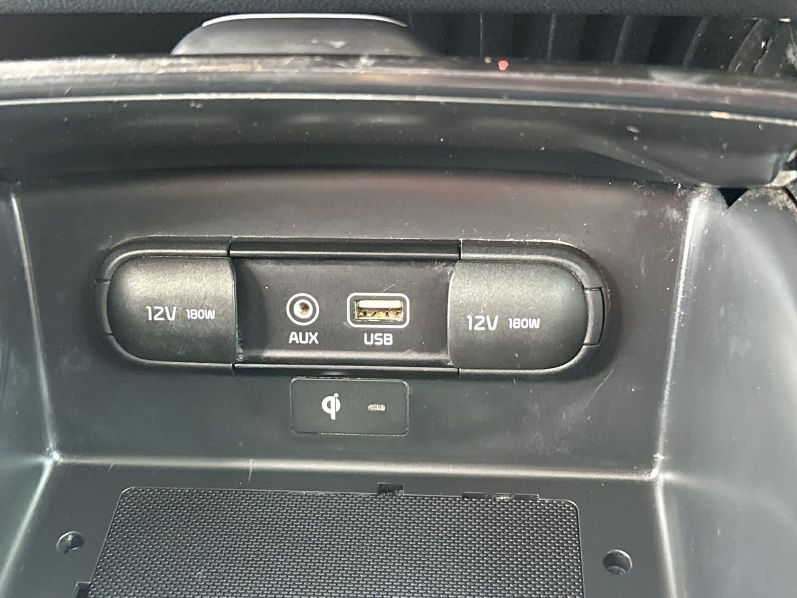 Thumbnail: 2019 Kia Sorento - 23