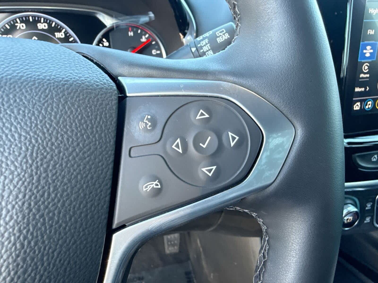 Thumbnail: 2023 Chevrolet Traverse - 28