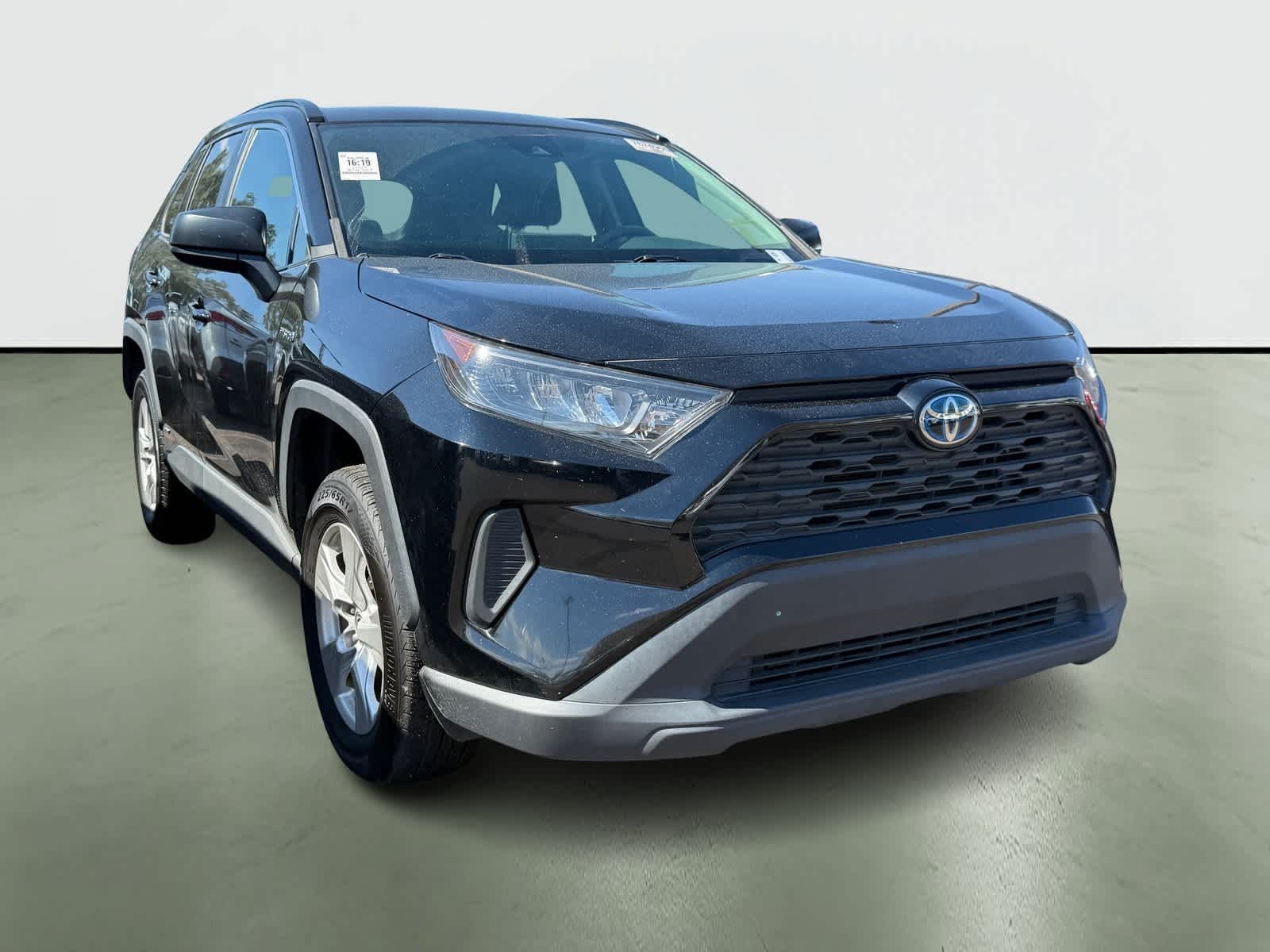 Thumbnail: 2021 Toyota RAV4 - 5