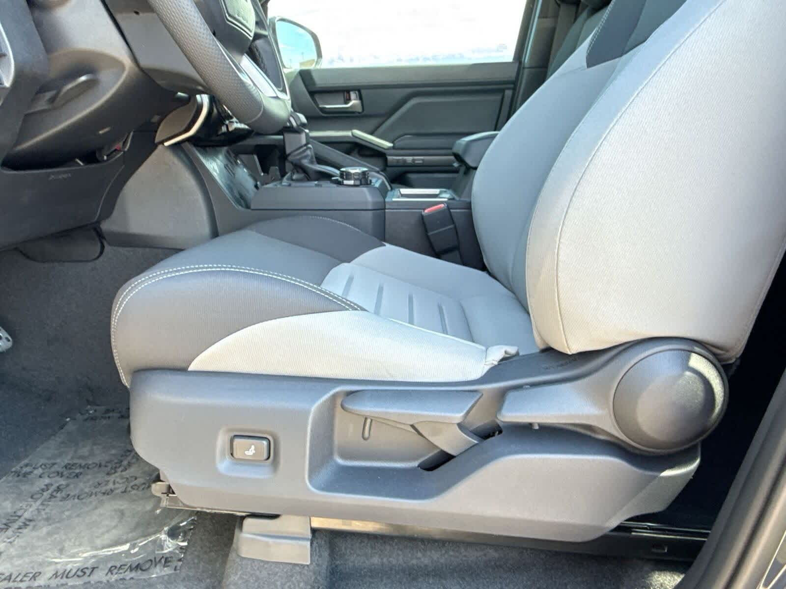 Thumbnail: 2025 Toyota Tacoma - 18