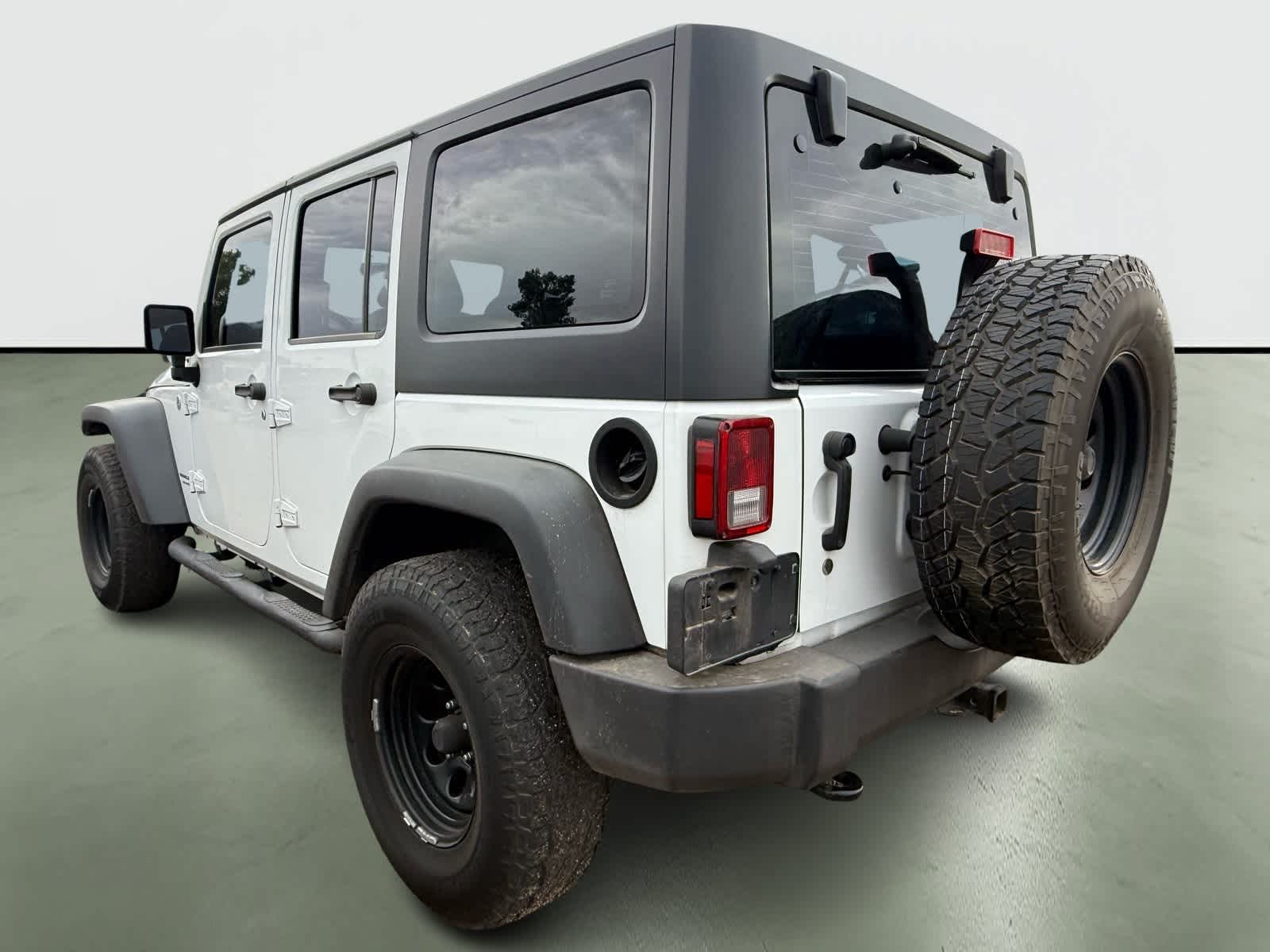 Thumbnail: 2018 Jeep Wrangler - 3