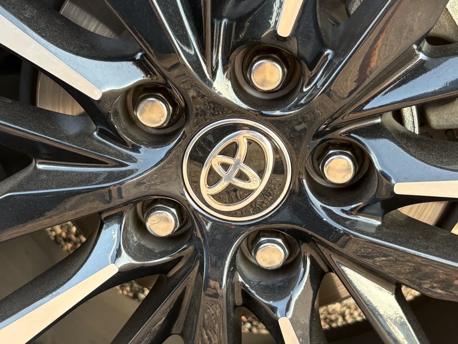 Thumbnail: 2020 Toyota Camry - 13