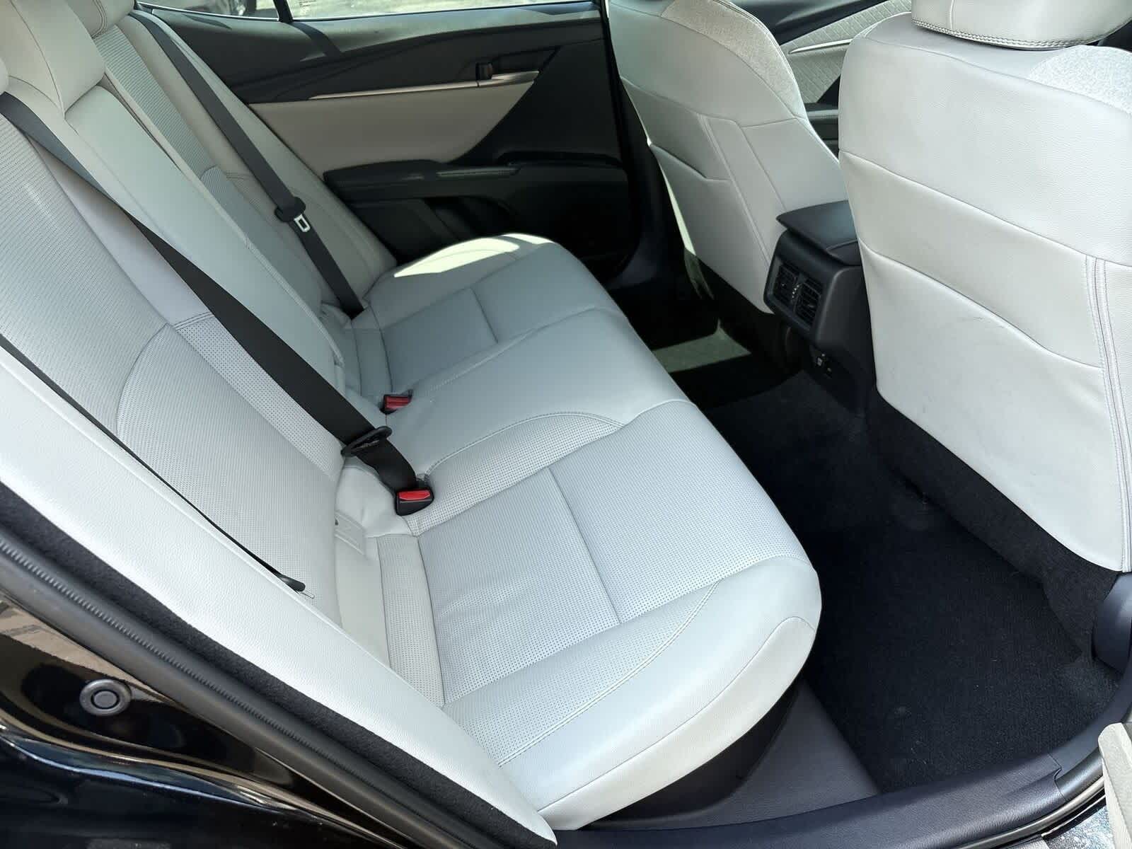 Thumbnail: 2025 Toyota Camry - 13