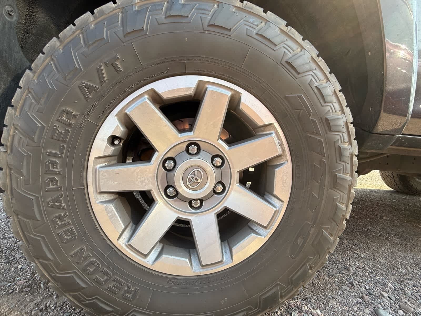 Thumbnail: 2016 Toyota 4Runner - 7