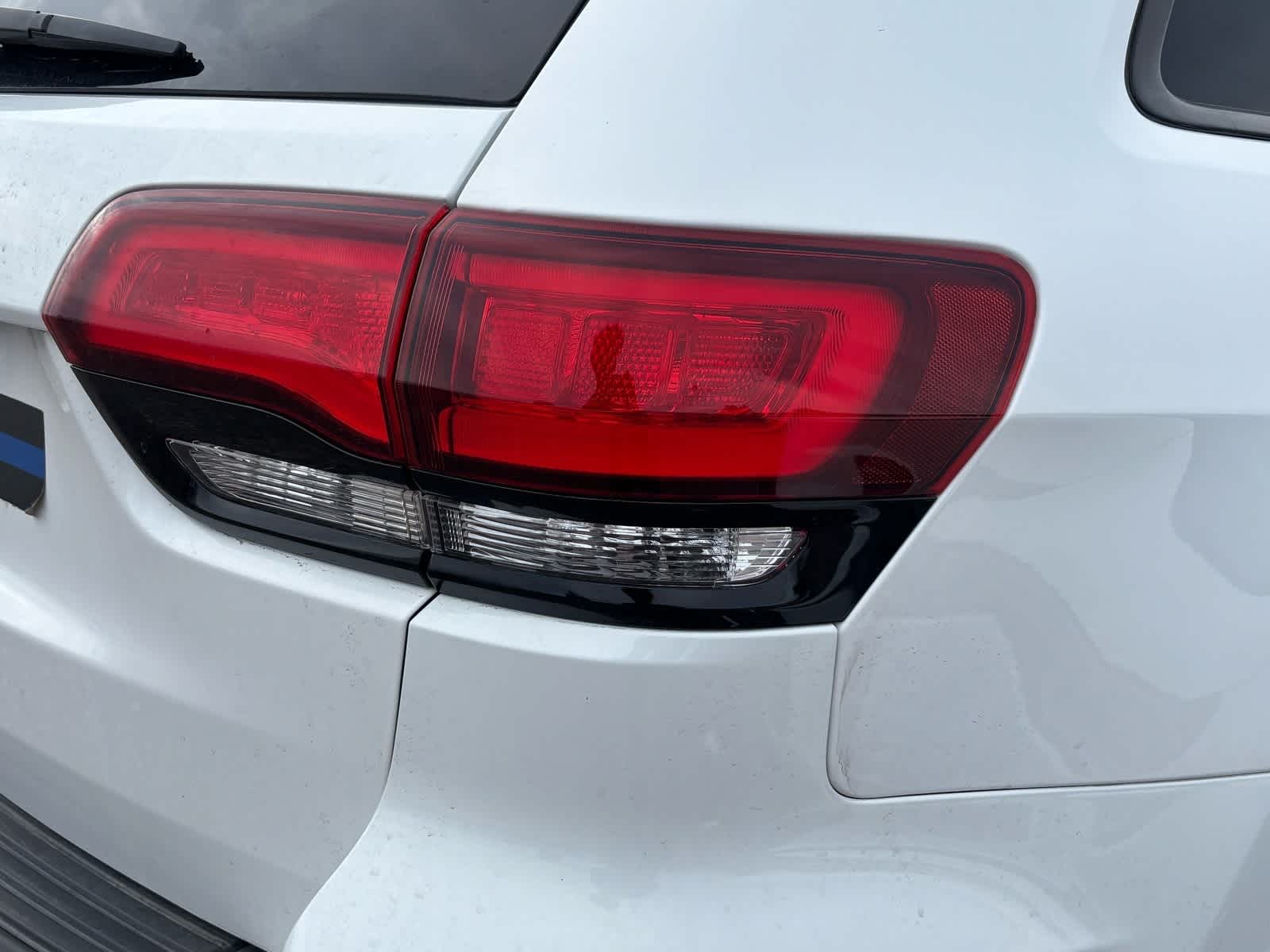 Thumbnail: 2021 Jeep Grand Cherokee - 14