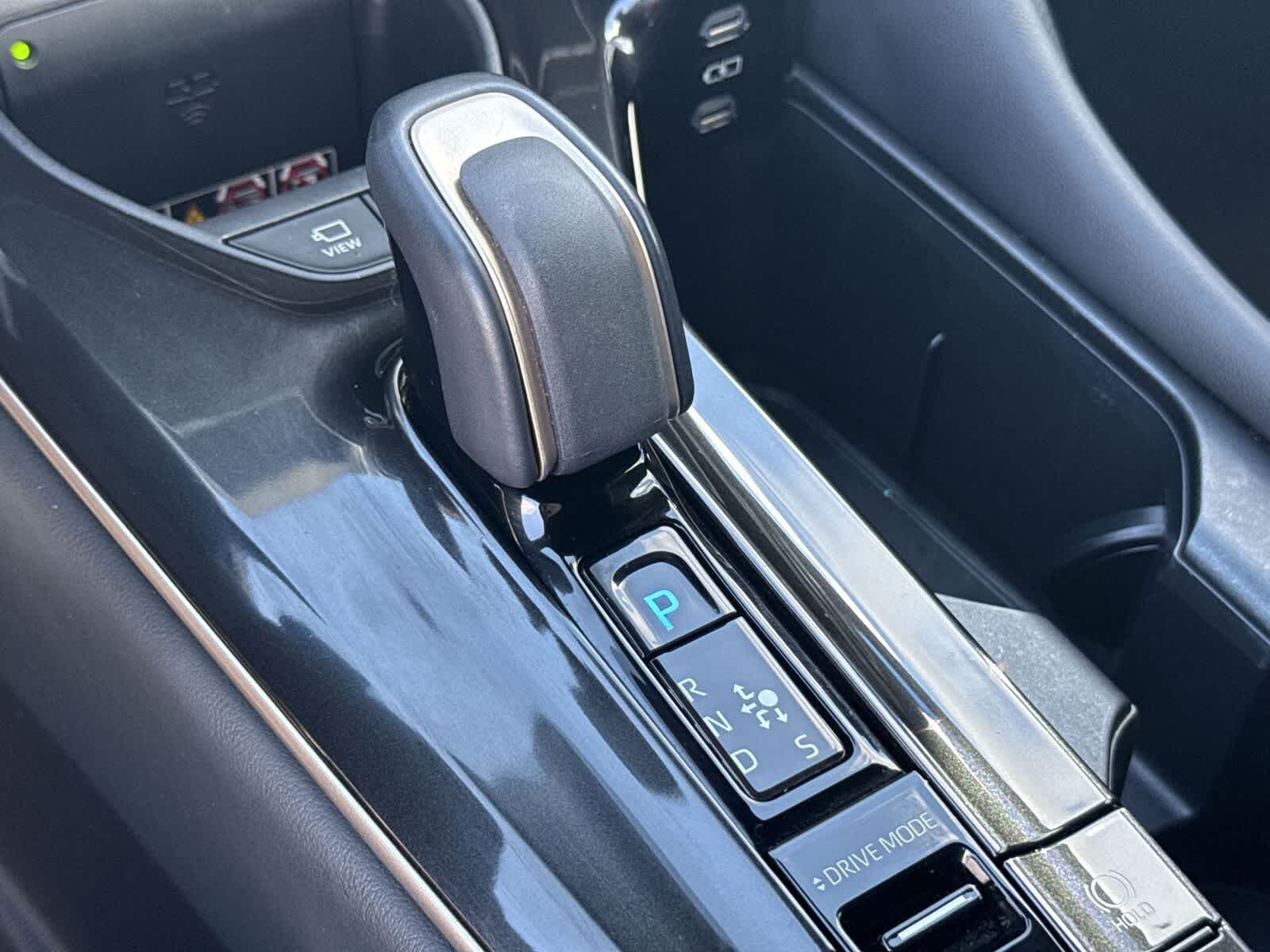 Thumbnail: 2025 Toyota Crown Signia - 25