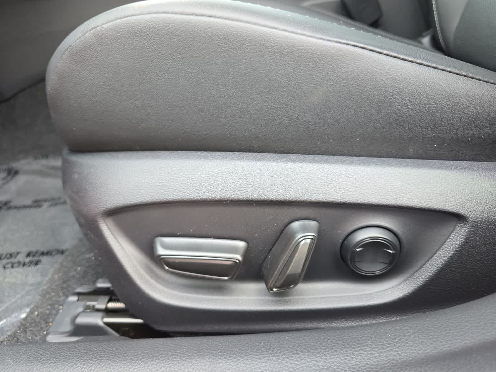 Thumbnail: 2025 Toyota Prius - 19